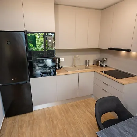 Apartament Zoya Delmar *